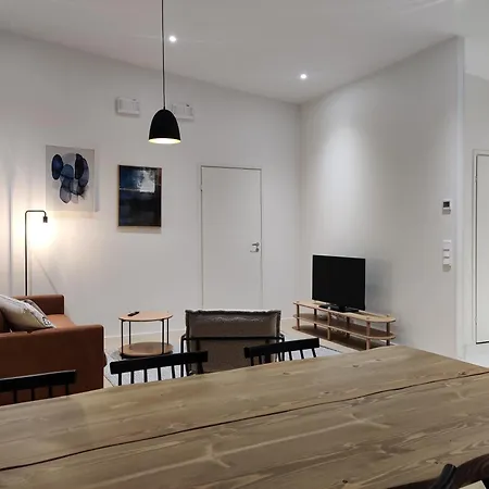 Willamo Three Bedroom V *